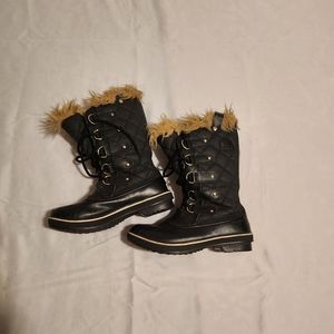 Sorel winter boots
